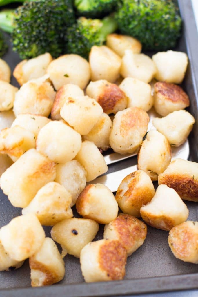 Sheet Pan Trader Joe S Cauliflower Gnocchi With Chicken Sausage Broccoli