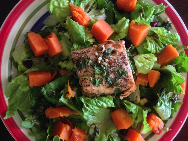 Sp samon salad