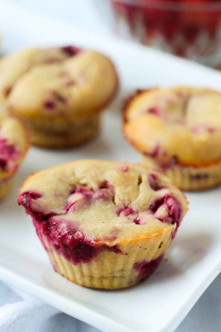 Healthy Raspberry Muffins with Greek Yogurt - Hungry Hobby