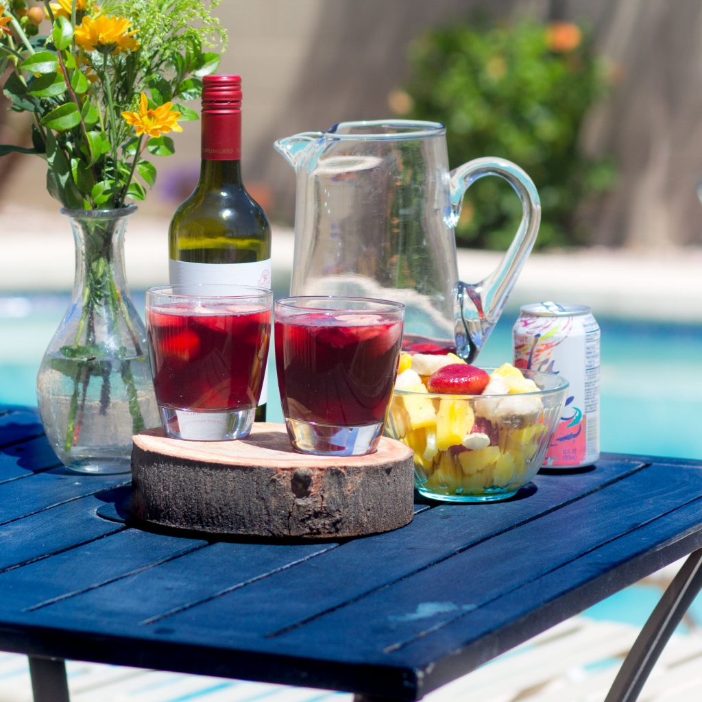 Skinny Tropical Wine Spritzers Low Calorie