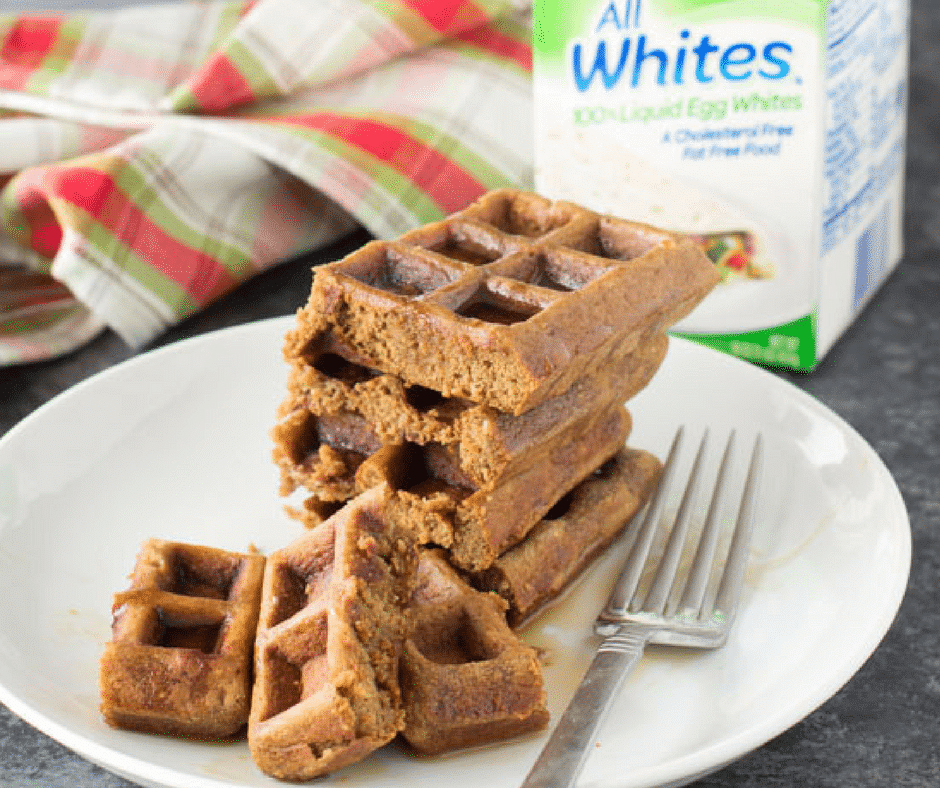https://hungryhobby.net/wp-content/uploads/2017/12/gingerbread-protein-waffles-FB.png