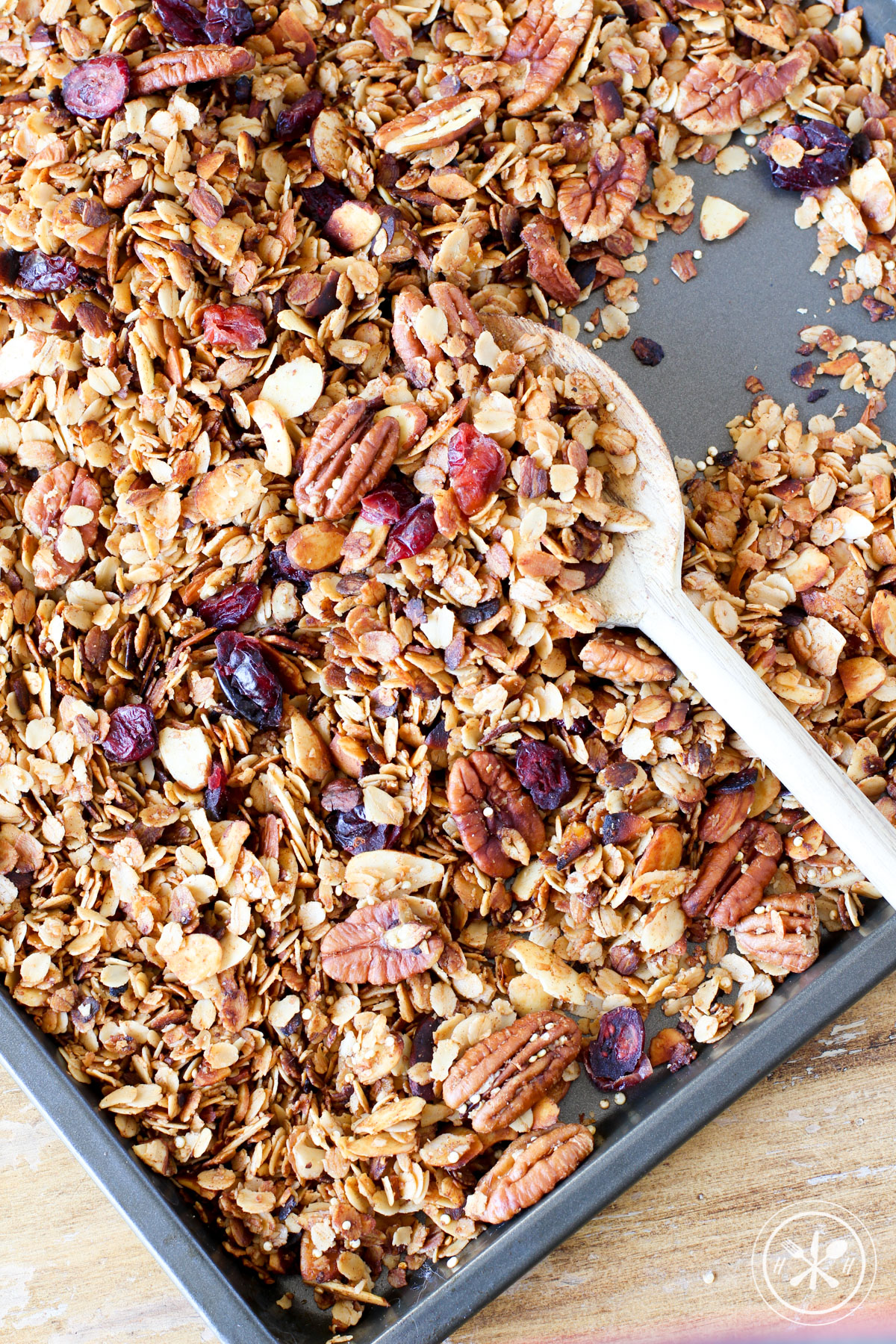 Healthy Slow Cooker Granola 