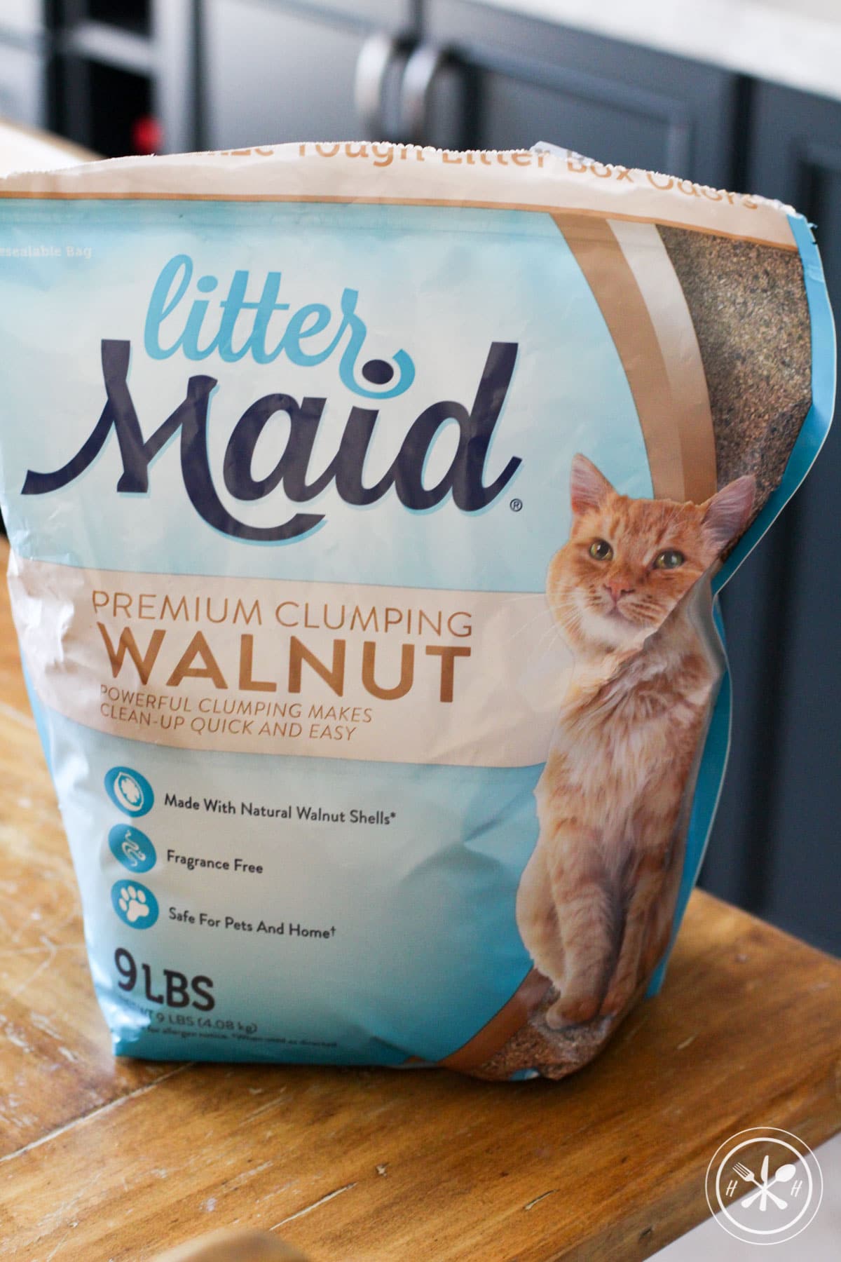 Premium Walnut Cat Litter