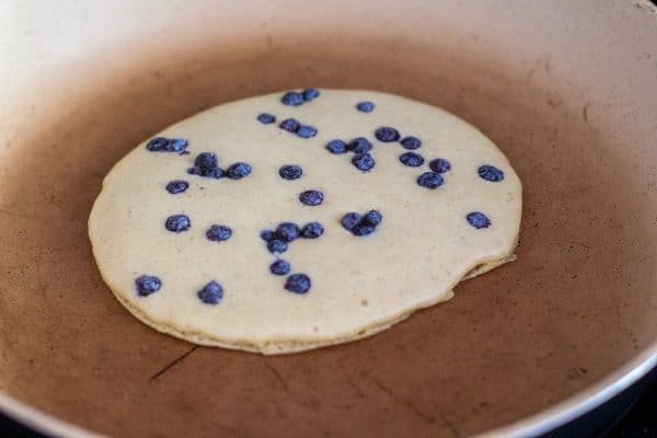 Blueberry Oatmeal Cottage Cheese Pancakes - Hungry Hobby