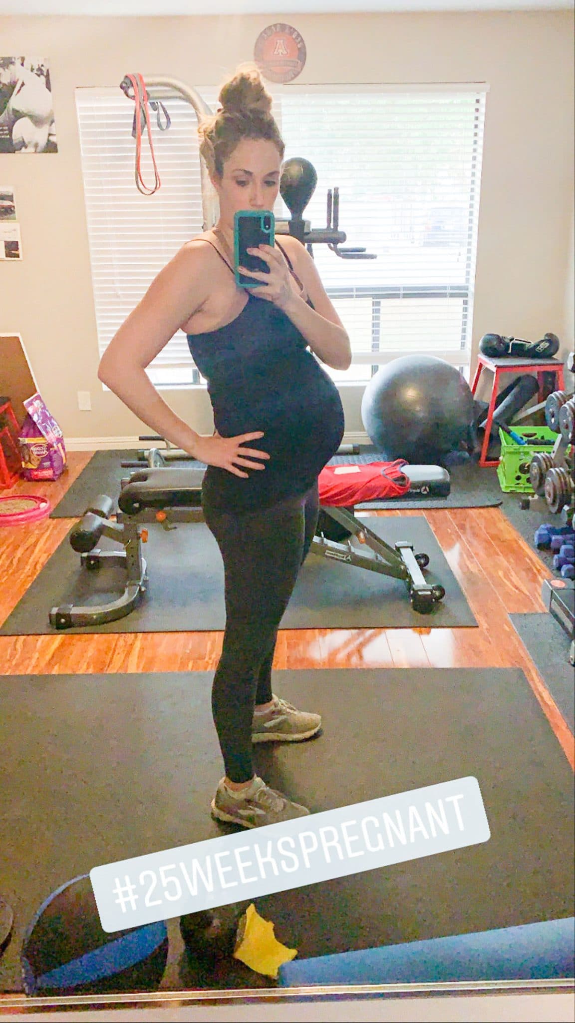 25 weeks pregnant 