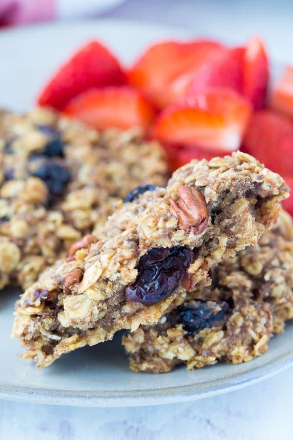 Healthy Breakfast Cookies - Hungry Hobby