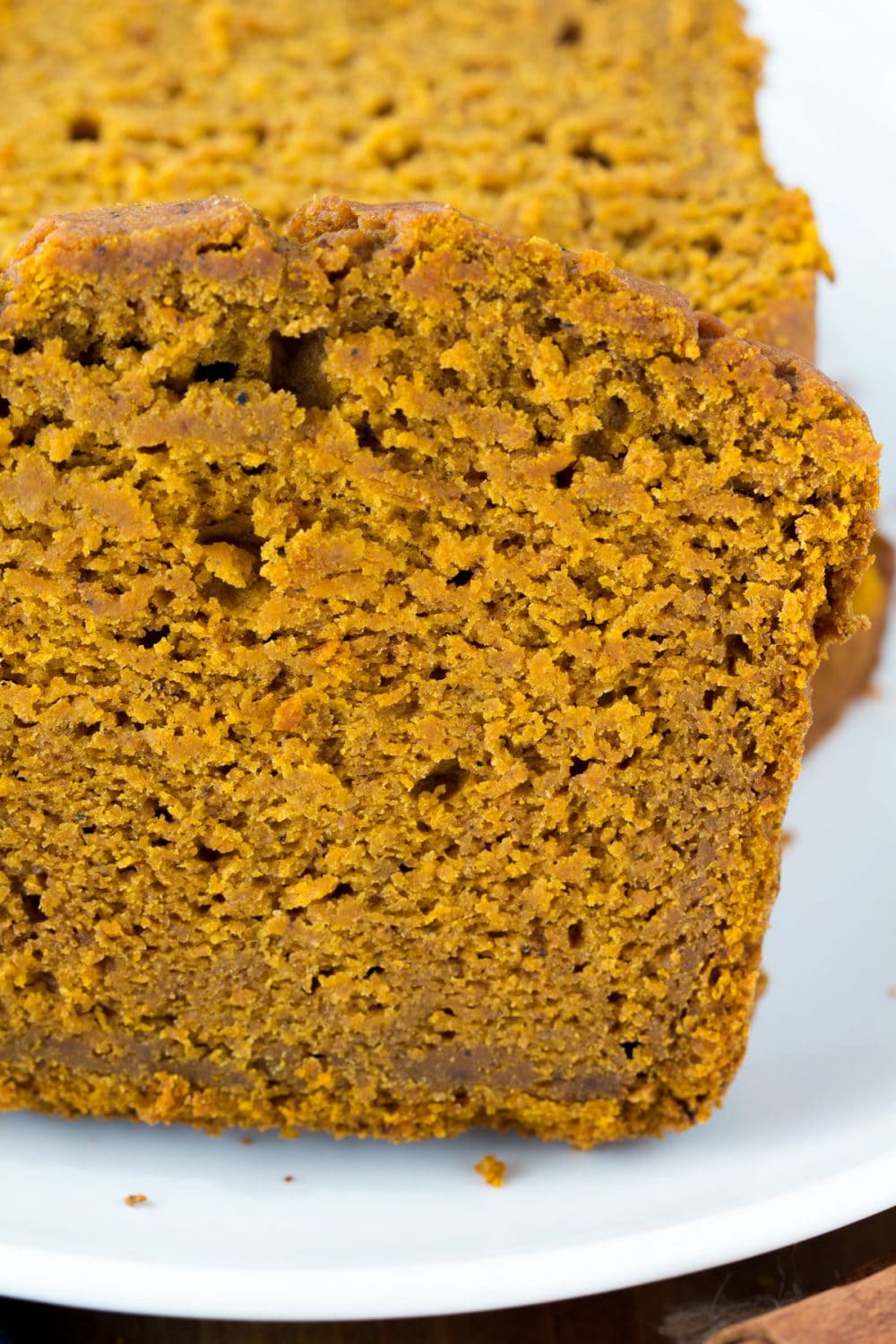 Healthy Pumpkin Bread Hungry Hobby   Healthy Pumpkin Bread 4 1000x1500 