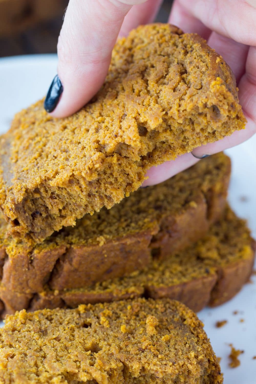 Healthy Pumpkin Bread - Hungry Hobby