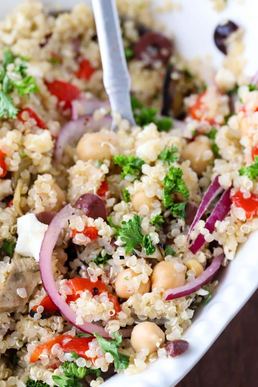 Mediterranean Quinoa Salad - Hungry Hobby