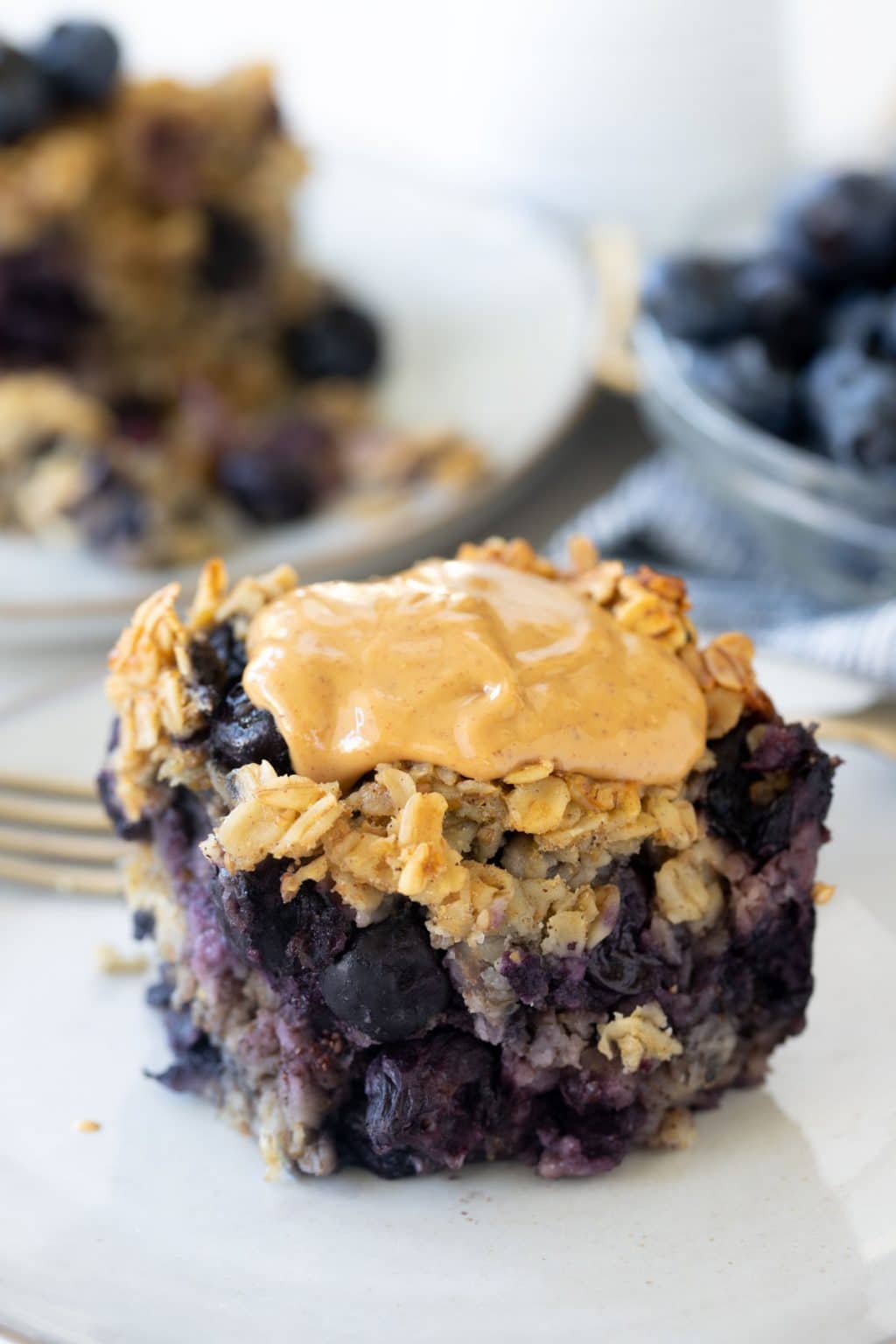 Blueberry Baked Oatmeal - Hungry Hobby