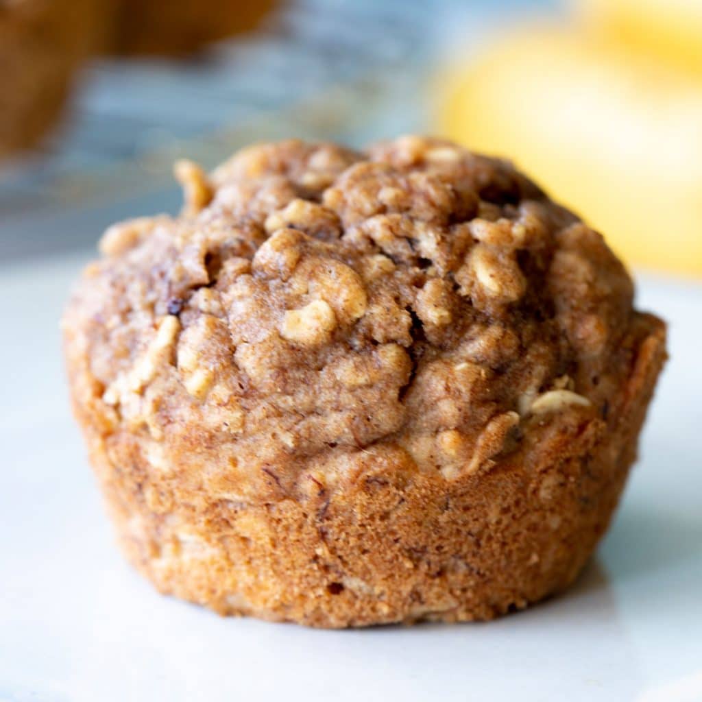 Banana Oatmeal Muffins - Hungry Hobby