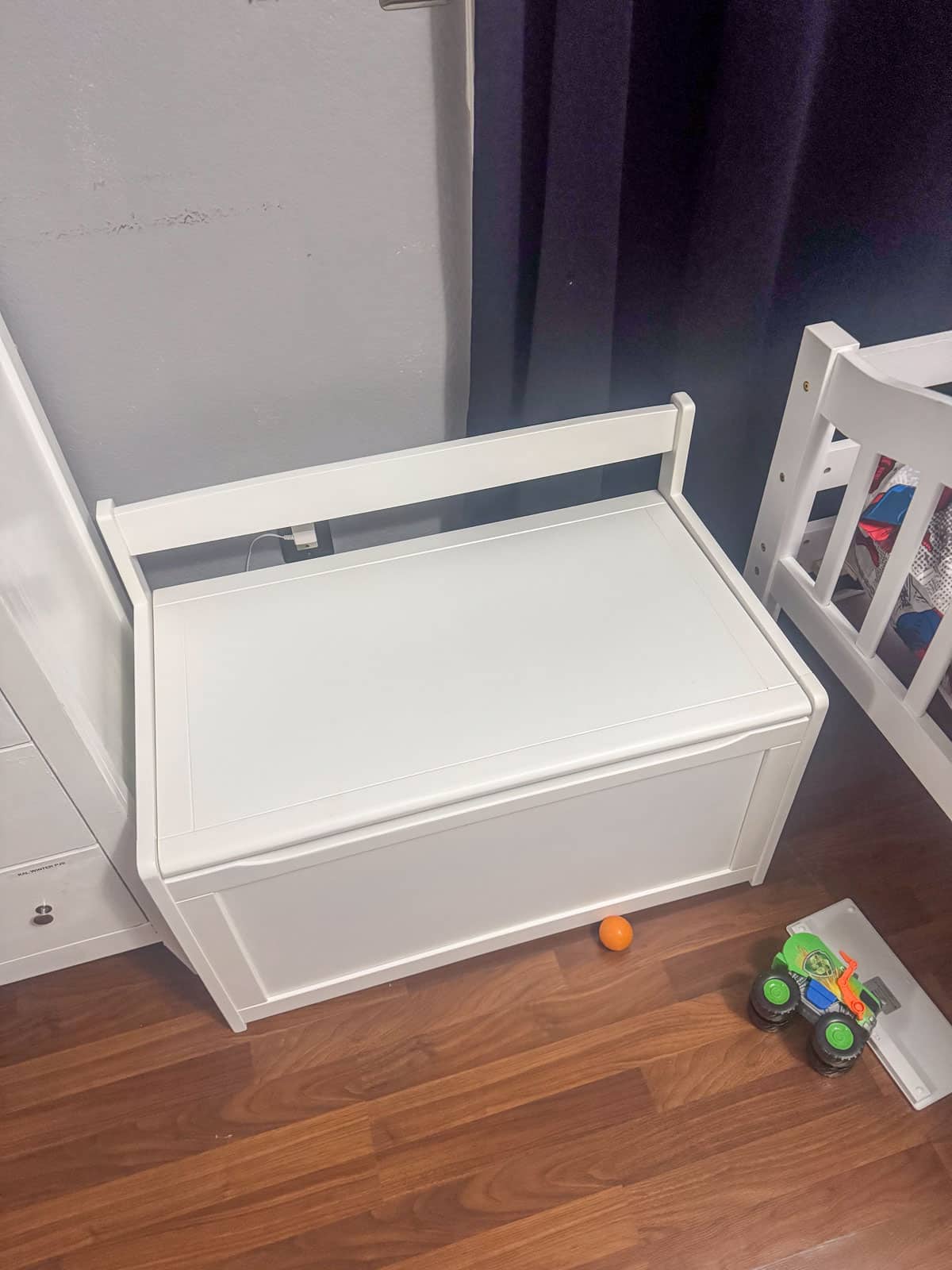 toy chest